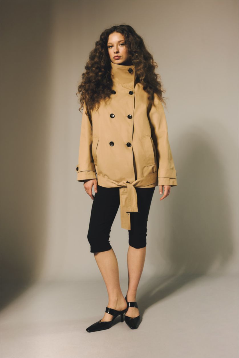 نساء أسود بنطلون كابري بخصر عادي