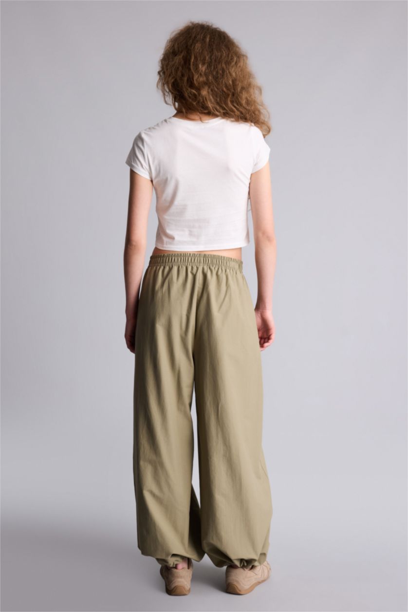 حريمي كاكي بنطلون بالون فيت بجيب وخصر عادي