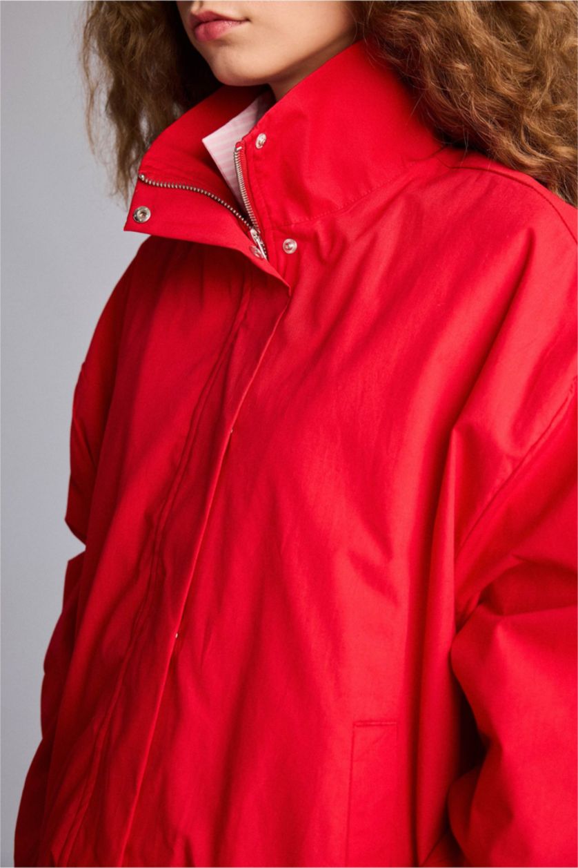Kadın Kırmızı Hakim Yaka Tafta Poplin Ceket
