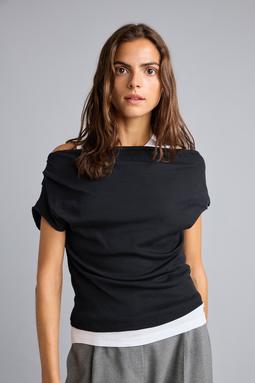 Women Black Slim Fit One Shoulder Ribana Short Sleeve T-Shirt