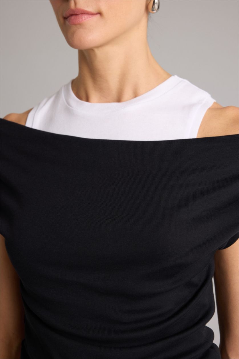 Kadın Siyah Slım Fıt Tek Omuzlu Ribana Kısa Kollu Tişört