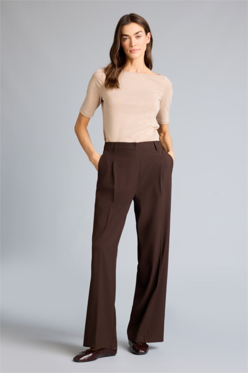 Женщины Песочный Футболка Slim Fit в рубчик с вырезом лодочка