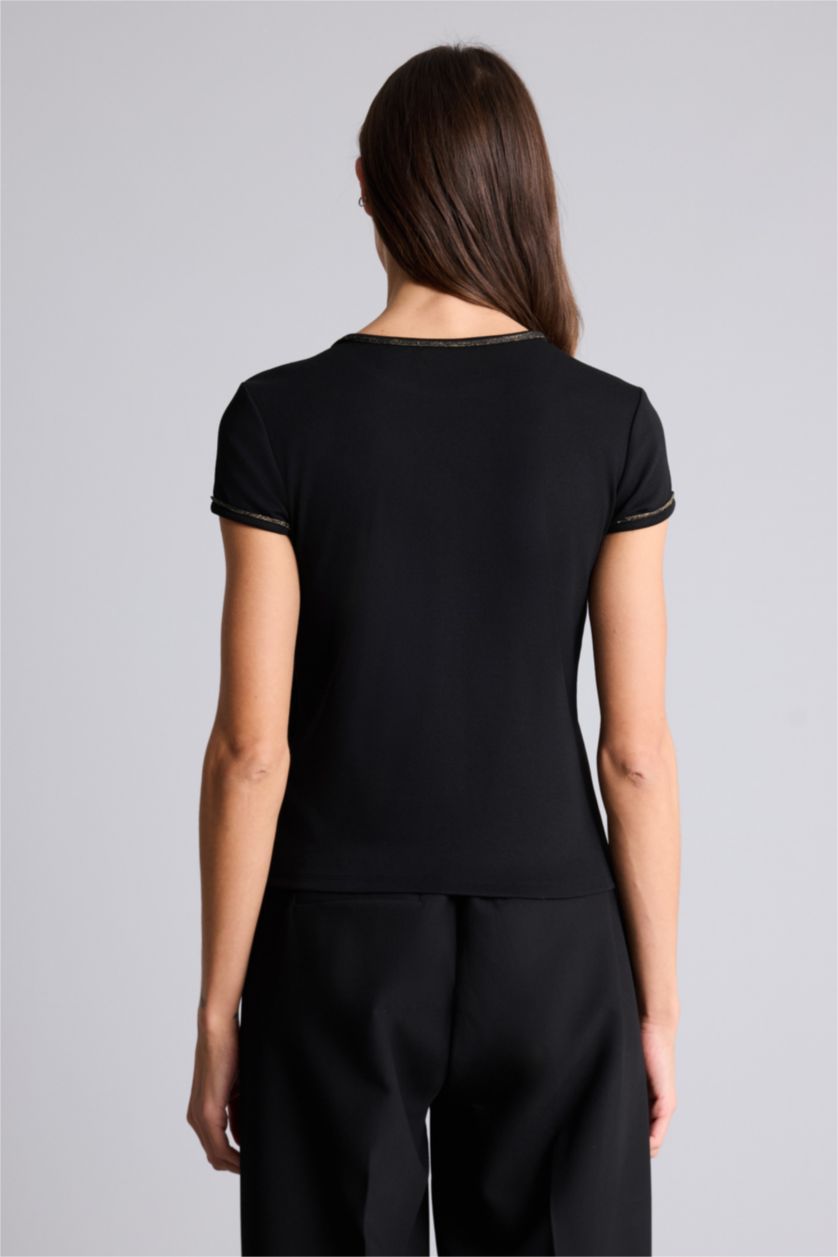Kadın Siyah Slım Fıt Bisiklet Yaka Ribana Kısa Kollu Tişört