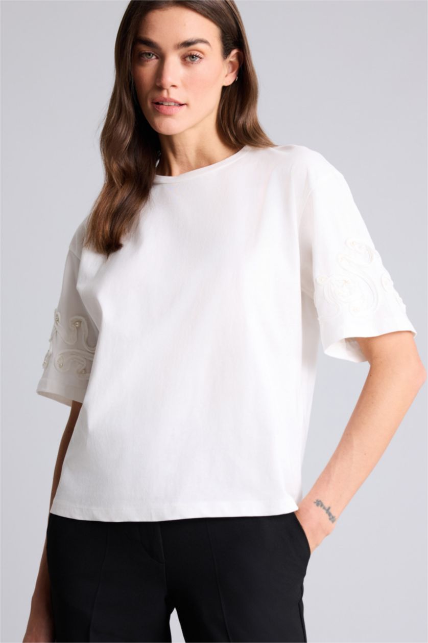 Woman Ecru تيشيرت نص ردن قصة مريحة وياخة مستديرة