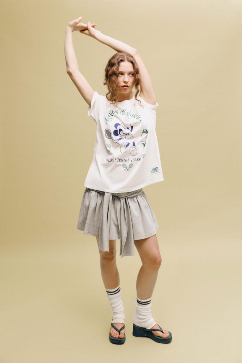 Woman White Oversize Fit Short Sleeve T-Shirt