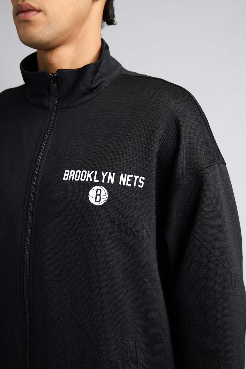 MAN Black Oversize Fit NBA Brooklyn Nets Cardigan