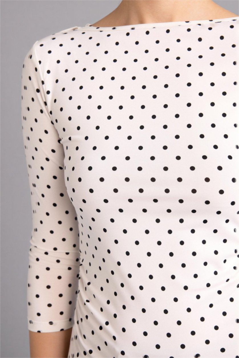 Женщины Кремовый Блузка Fitted в горошек с вырезом лодочка