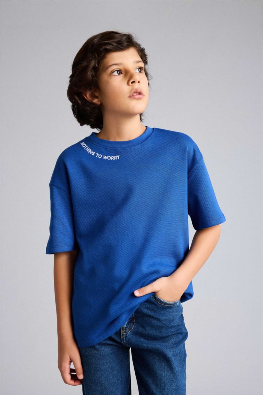 Erkek Çocuk - Genç Erkek Saks Oversıze Nakışlı Yaka Baskılı Tişört Erkek Çocuk