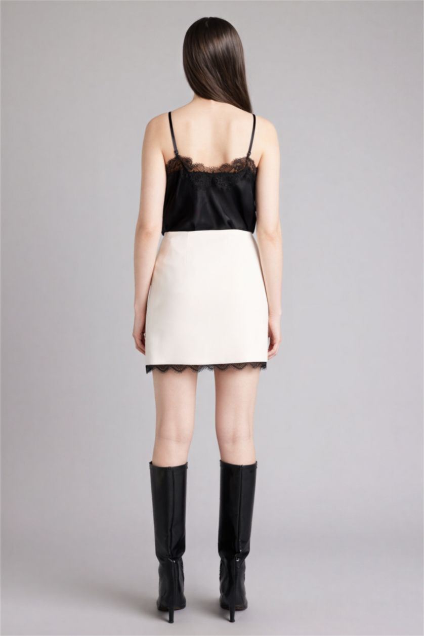 FEMME Écru Jupe mini dentelle taille normale coupe A