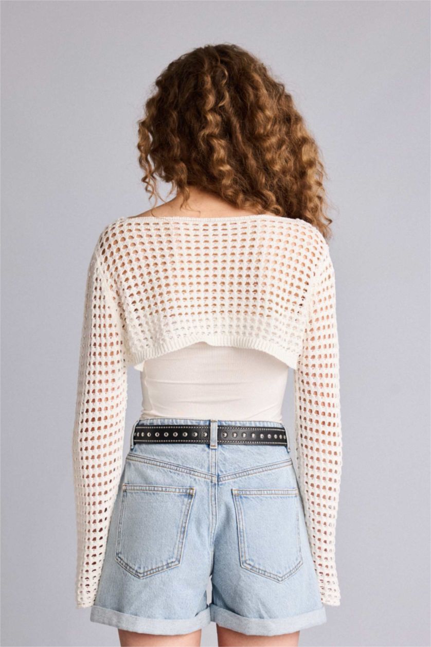 Kadın Ekru Regular Fıt Kayık Yaka Triko Kazak