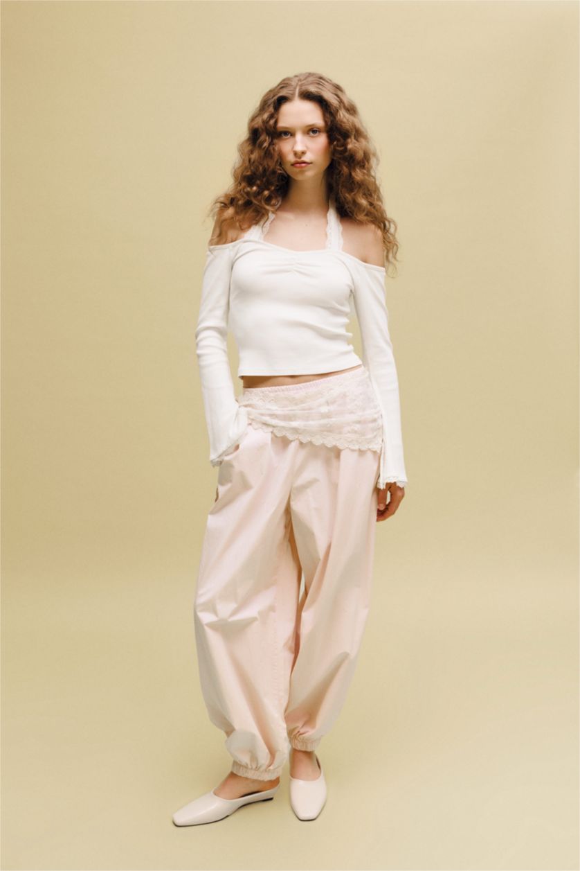 Kadın Kırık Beyaz Fıtted Halter Yaka Fitilli Kaşkorse Tişört