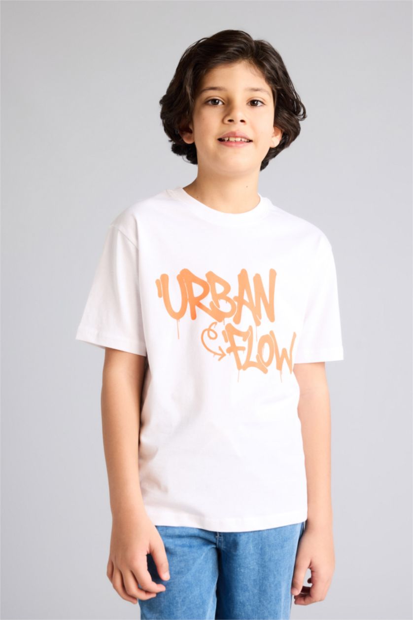 BOYS & TEENS White Regular Fit Printed Short Sleeve T-Shirt