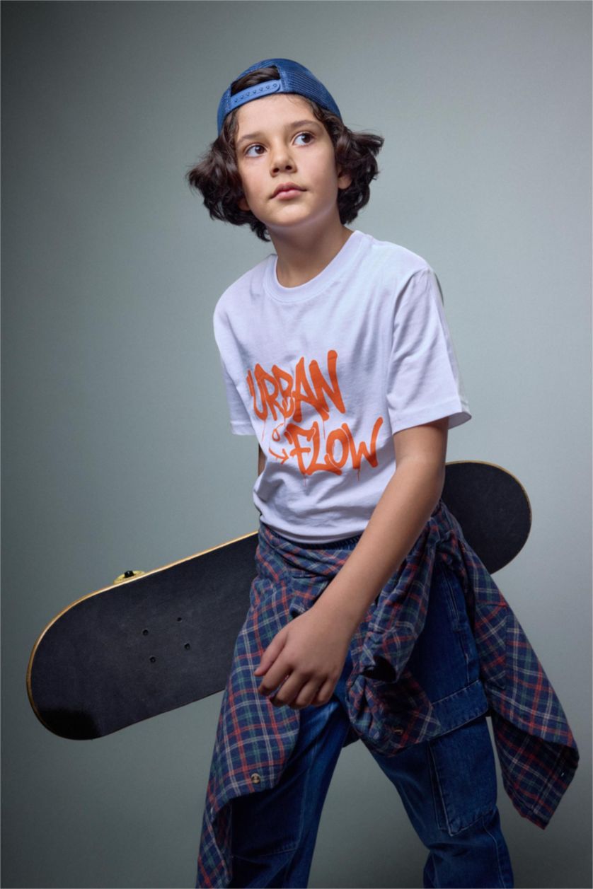 Erkek Çocuk - Genç Erkek Beyaz Regular Fıt Baskılı Tişört Erkek Çocuk