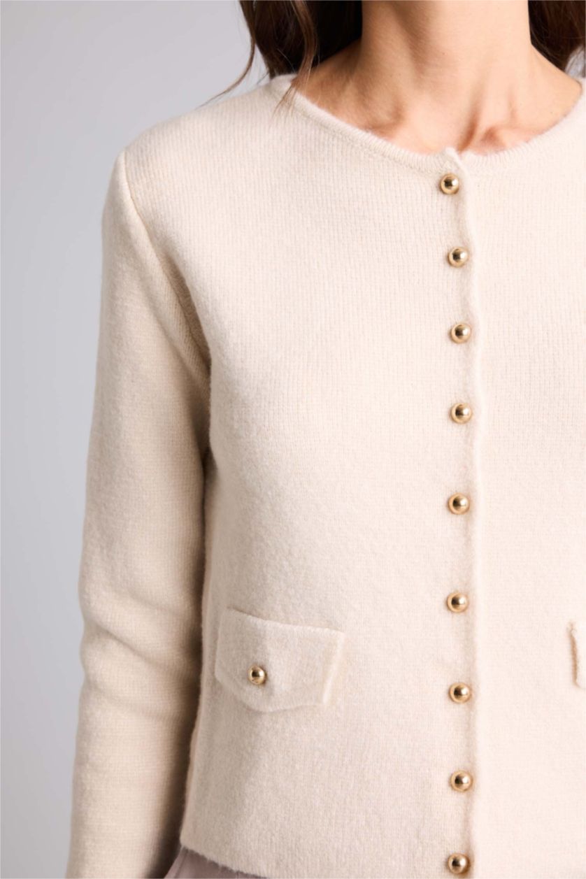 Woman Ecru Standard Fit Cardigan