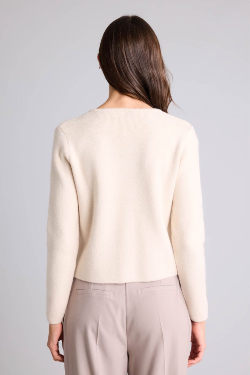 Woman Ecru Standard Fit Cardigan