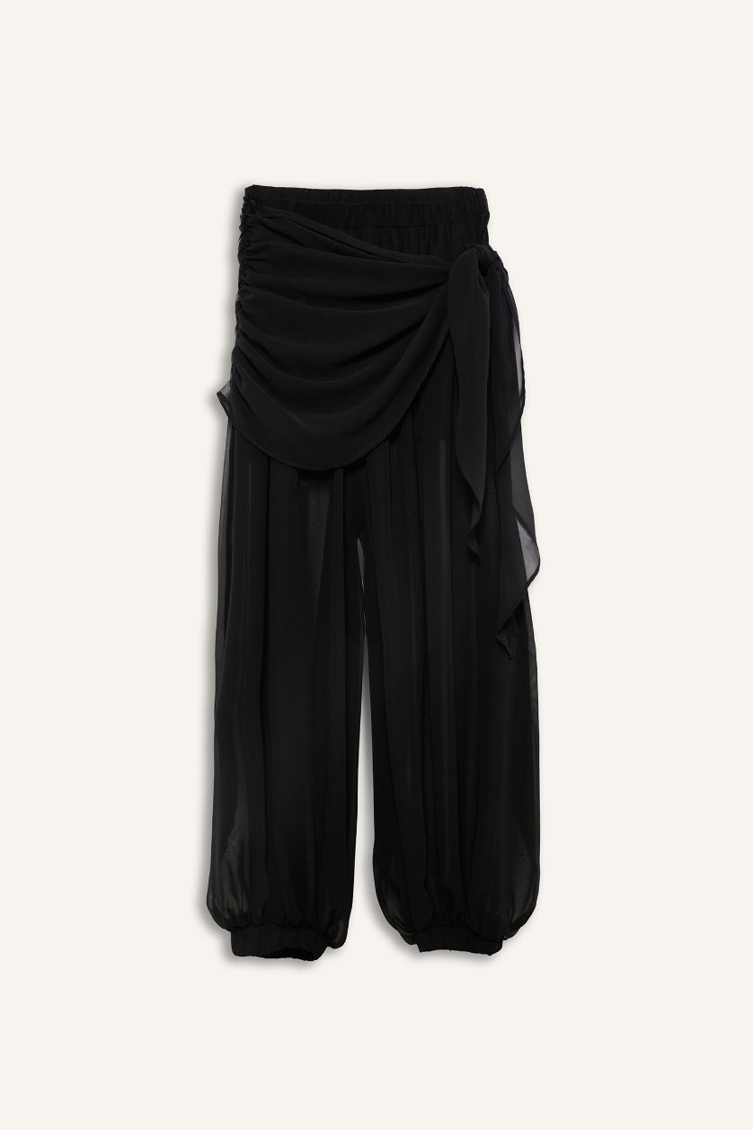 Woman Black Balloon Fit Chiffon Trousers
