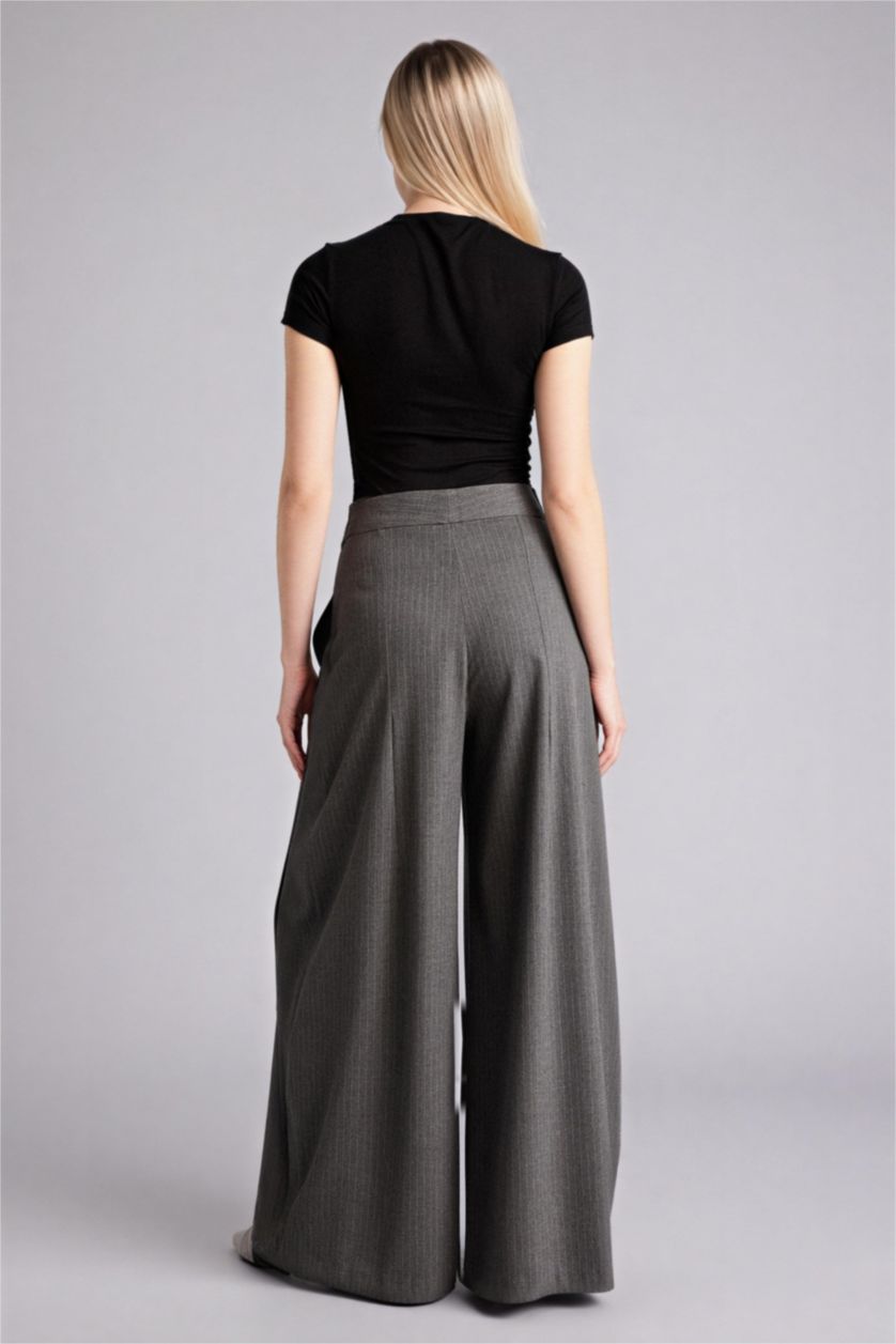 حريمي أنثرا بنطلون جينز وايد ليج برجل عادية وخصر عالي