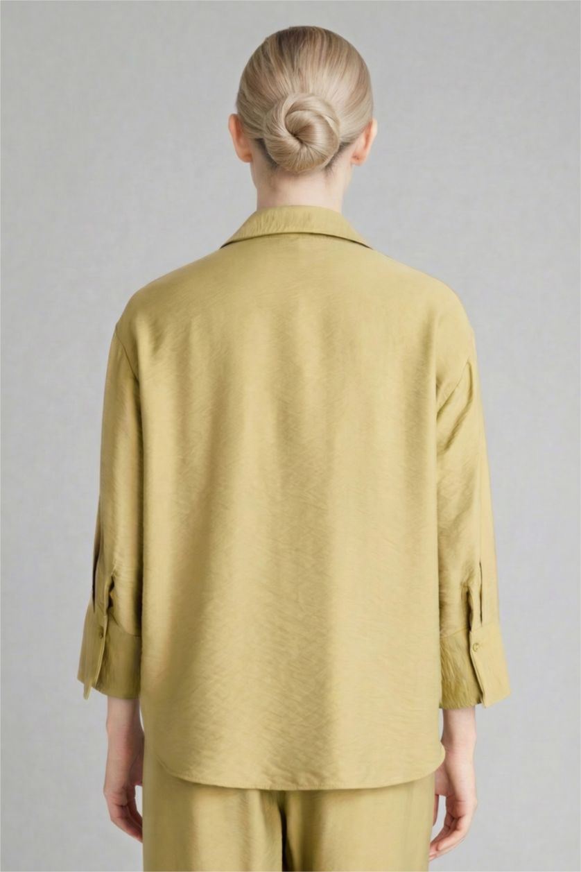 Kadın Zeytin Yeşili Regular Fıt Uzun Kollu Gömlek