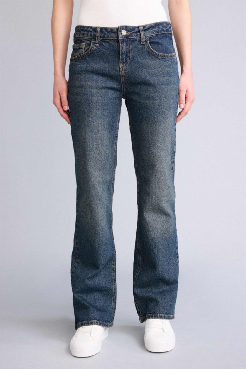 Kadın Koyu Mavi Düşük Bel Jean Yıkamalı Pantolon