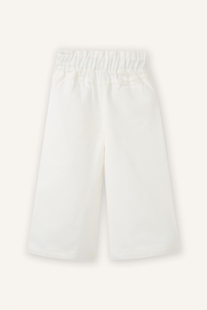 طفلة صغيرة بيج فاتح بنطلون بناتي بيبرباج جبردين برجل واسع