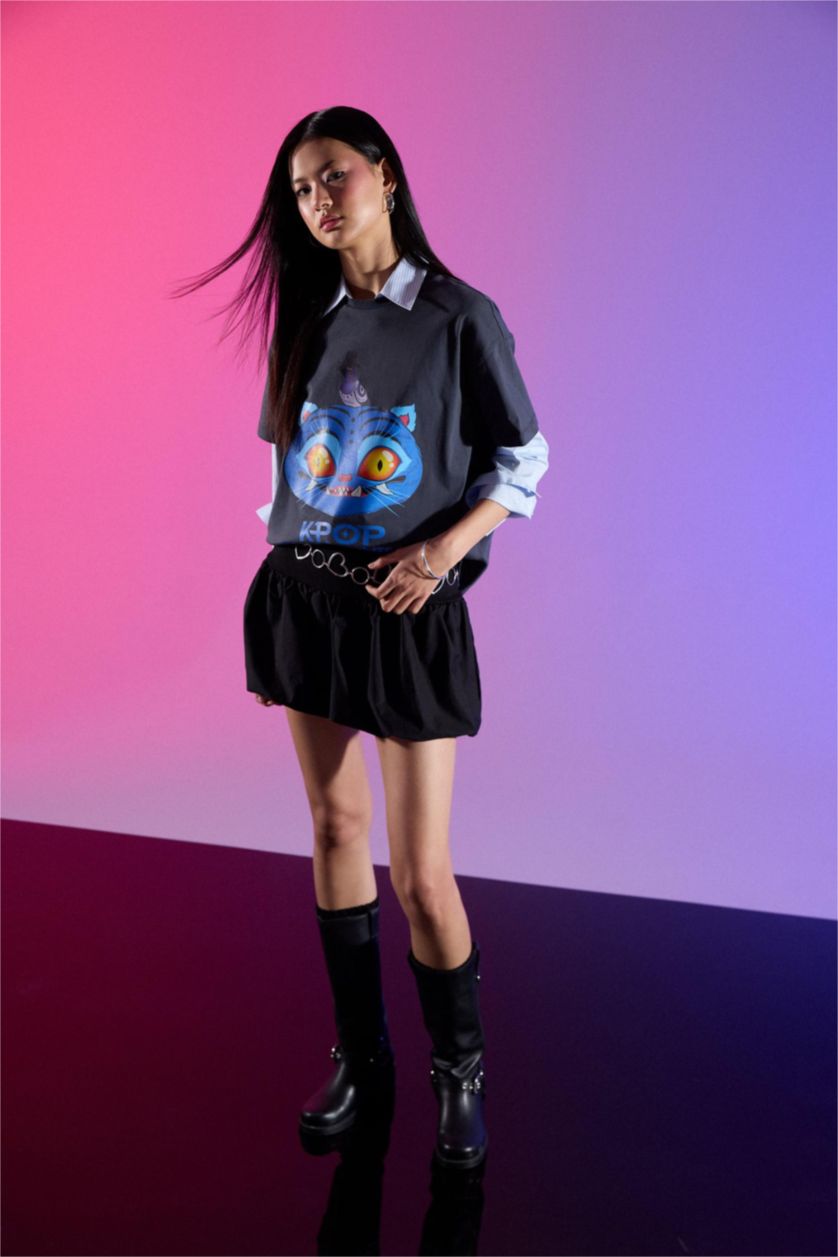 Woman Anthracite تيشيرت اوفر سايز من Kpop - Demon Hunters