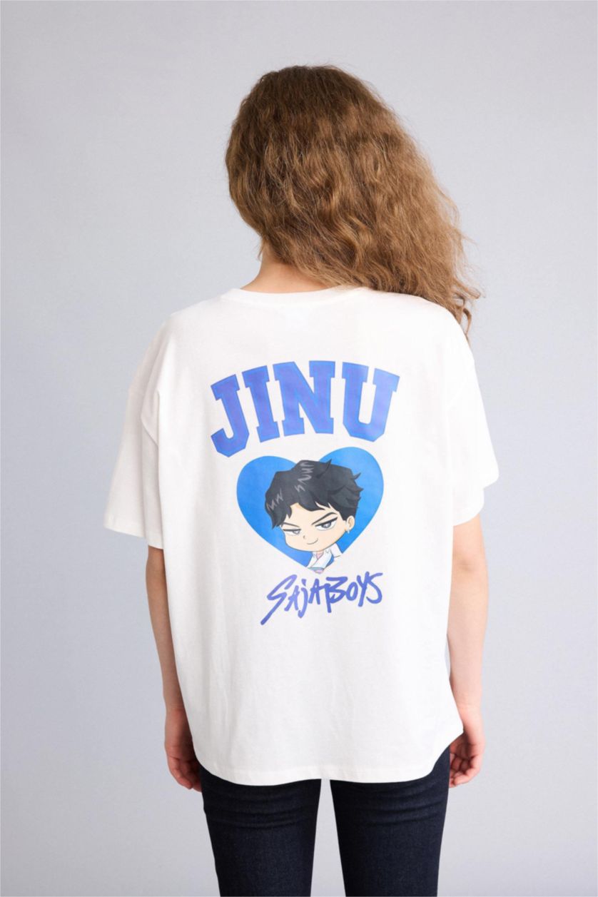 حريمي اوف وايت تيشيرت اوفر سايز من Kpop - Demon Hunters