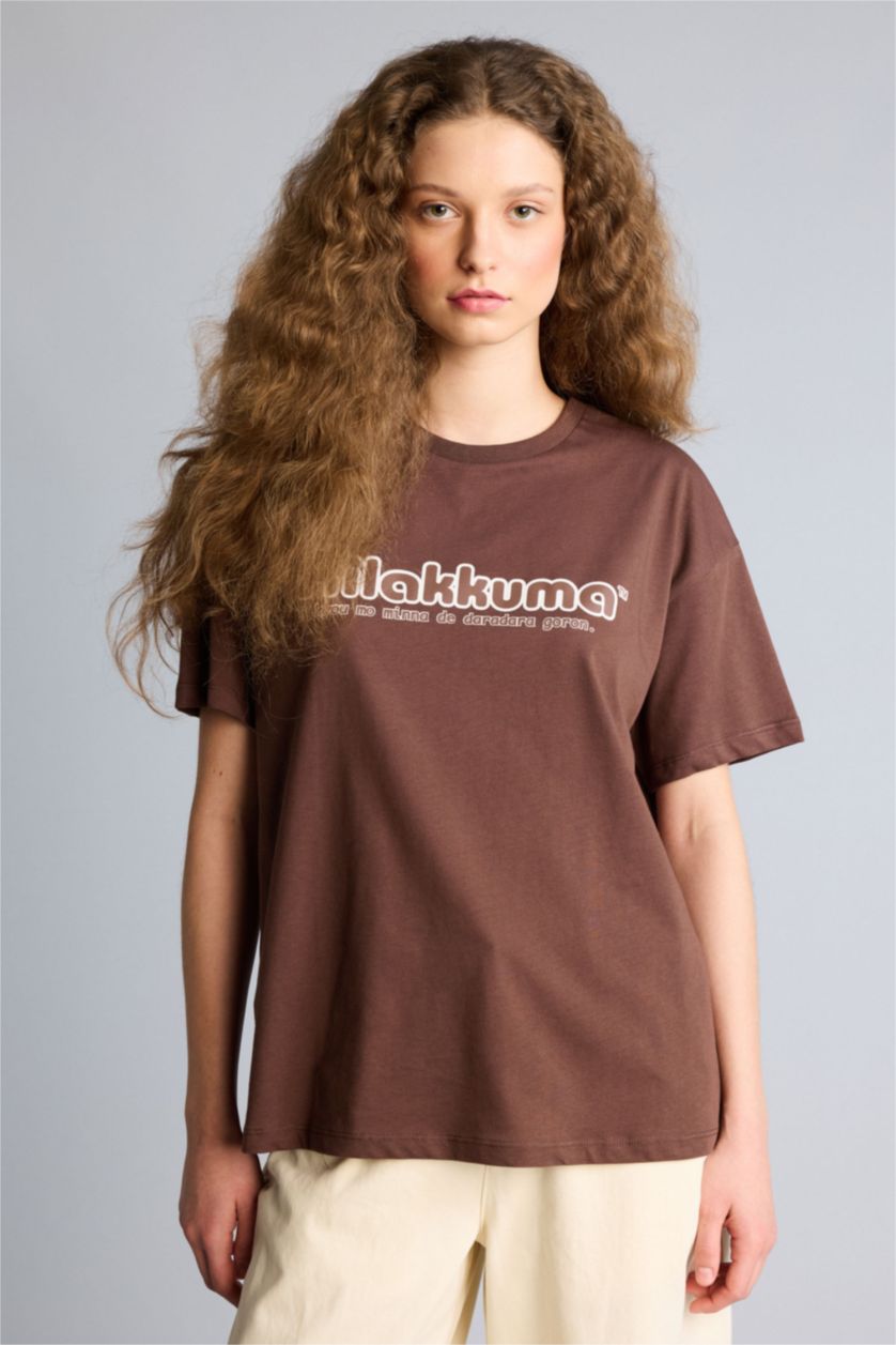 Kadın Kahve Rilakkuma Oversıze Sırt Baskılı Tişört