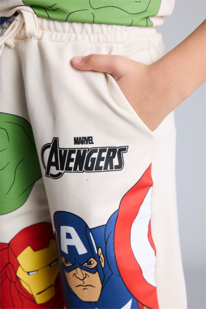 Boys & Teens Beige سيت ولادي من مارفل افنجرز - قطعتين