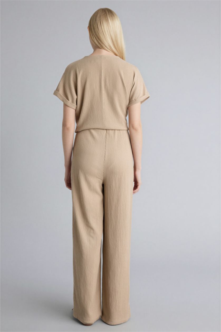 Kadın Açık Bej Straıght Fıt Düz Paça Bürümcük Pantolon