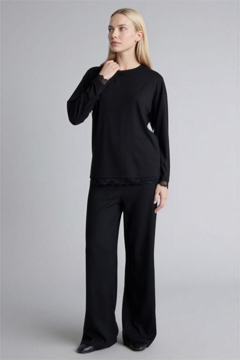 WOMAN Black Straight Fit Regular Hem Trousers