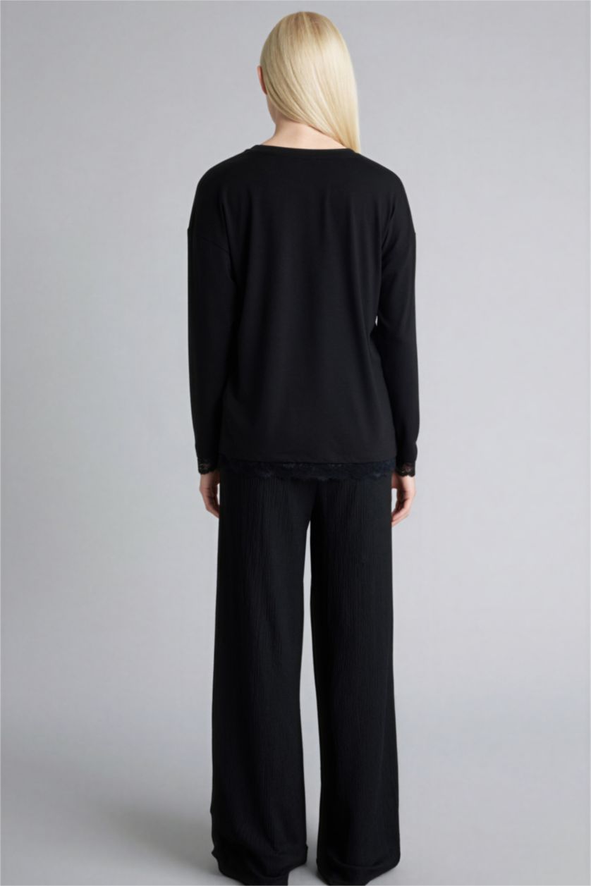 WOMAN Black Straight Fit Regular Hem Trousers