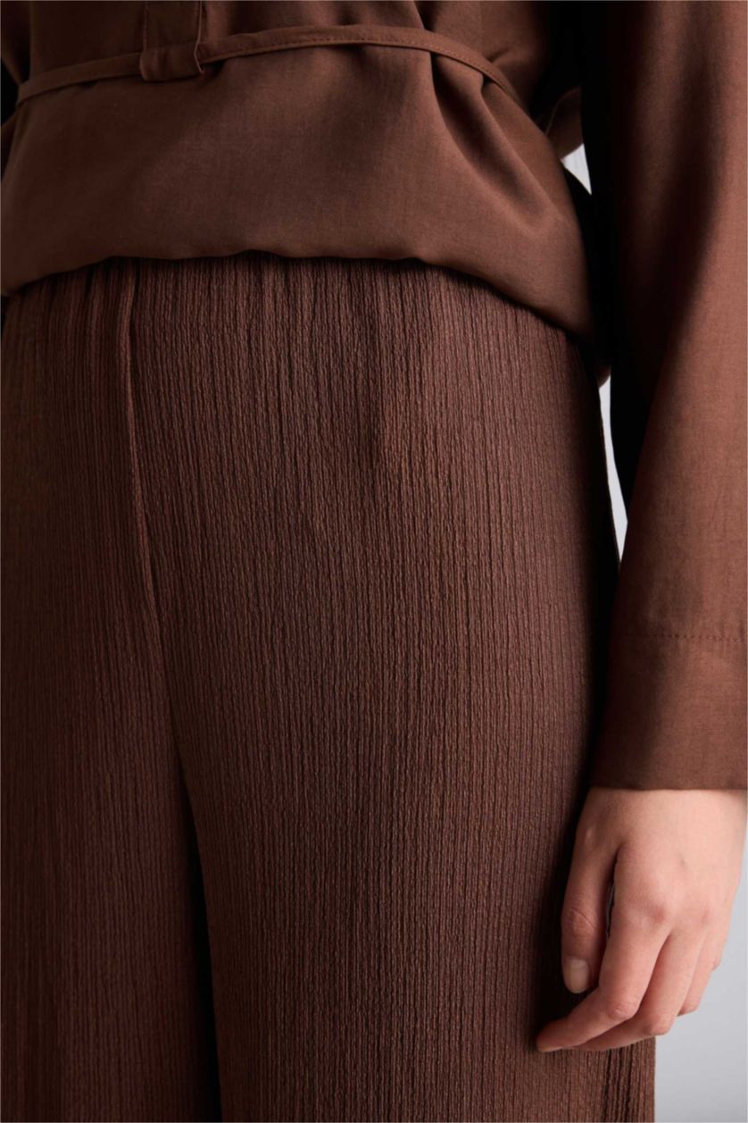 Kadın Kahve Straıght Fıt Düz Paça Bürümcük Pantolon