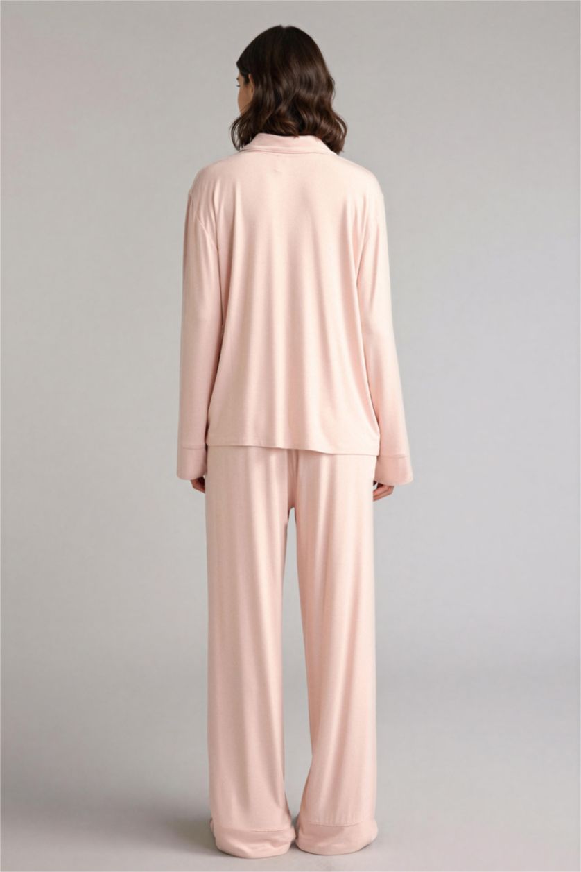 حريمي زهري طقم بيجاما قصة عادية كم طويل - قطعتين