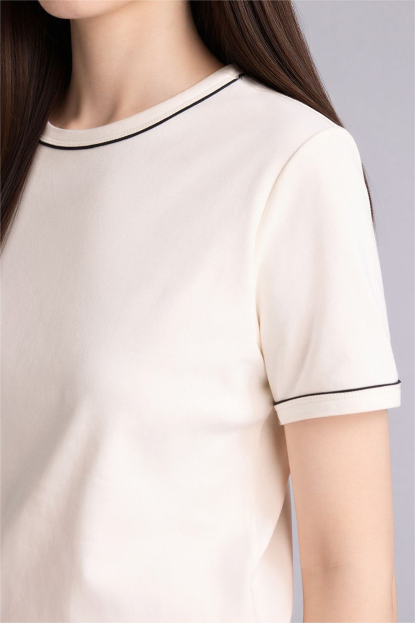 Женщины Кремовый Футболка Relax Fit с круглым вырезом и коротким рукавом