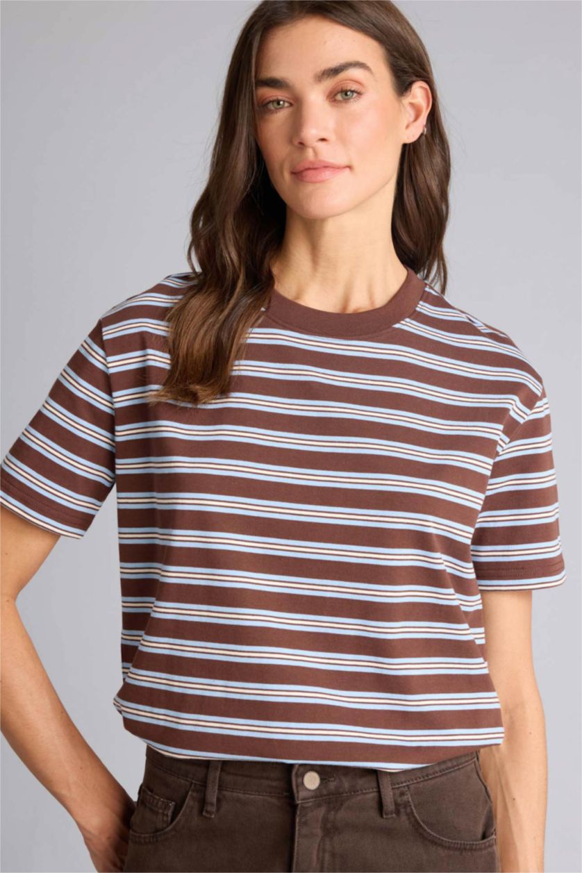 FEMME Marron T-shirt rayé à col rond et manches courtes Coupe décontractée