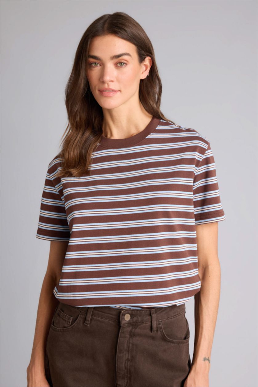 FEMME Marron T-shirt rayé à col rond et manches courtes Coupe décontractée