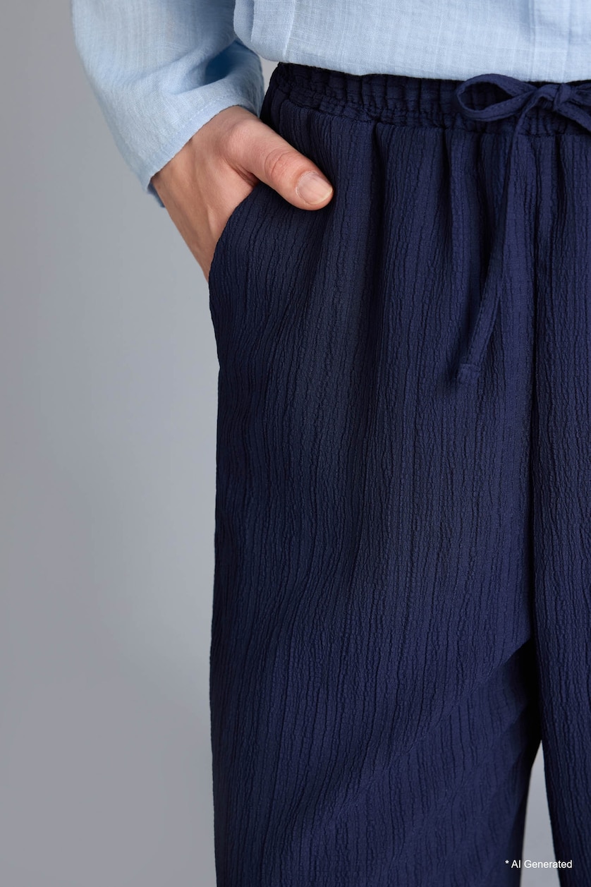 Kadın Lacivert Regular Fit Gofre Pantolon