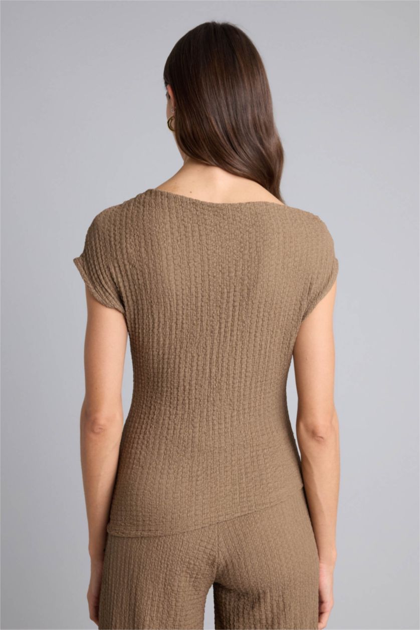 Woman Light Brown تيشيرت نص ردن سليم فيت بكتف واحد