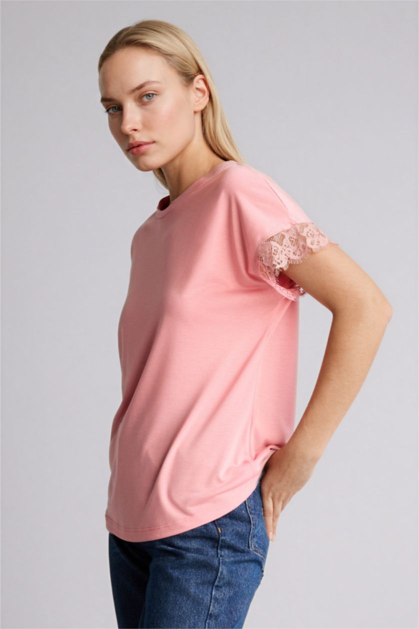 Kadın Gülkurusu Bisiklet Yaka Kısa Kollu Tişört