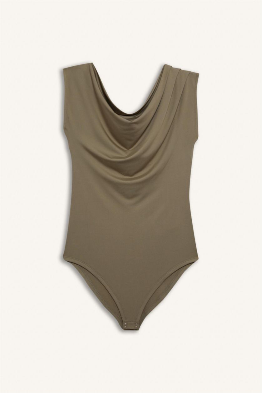 Женщины Хаки Боди