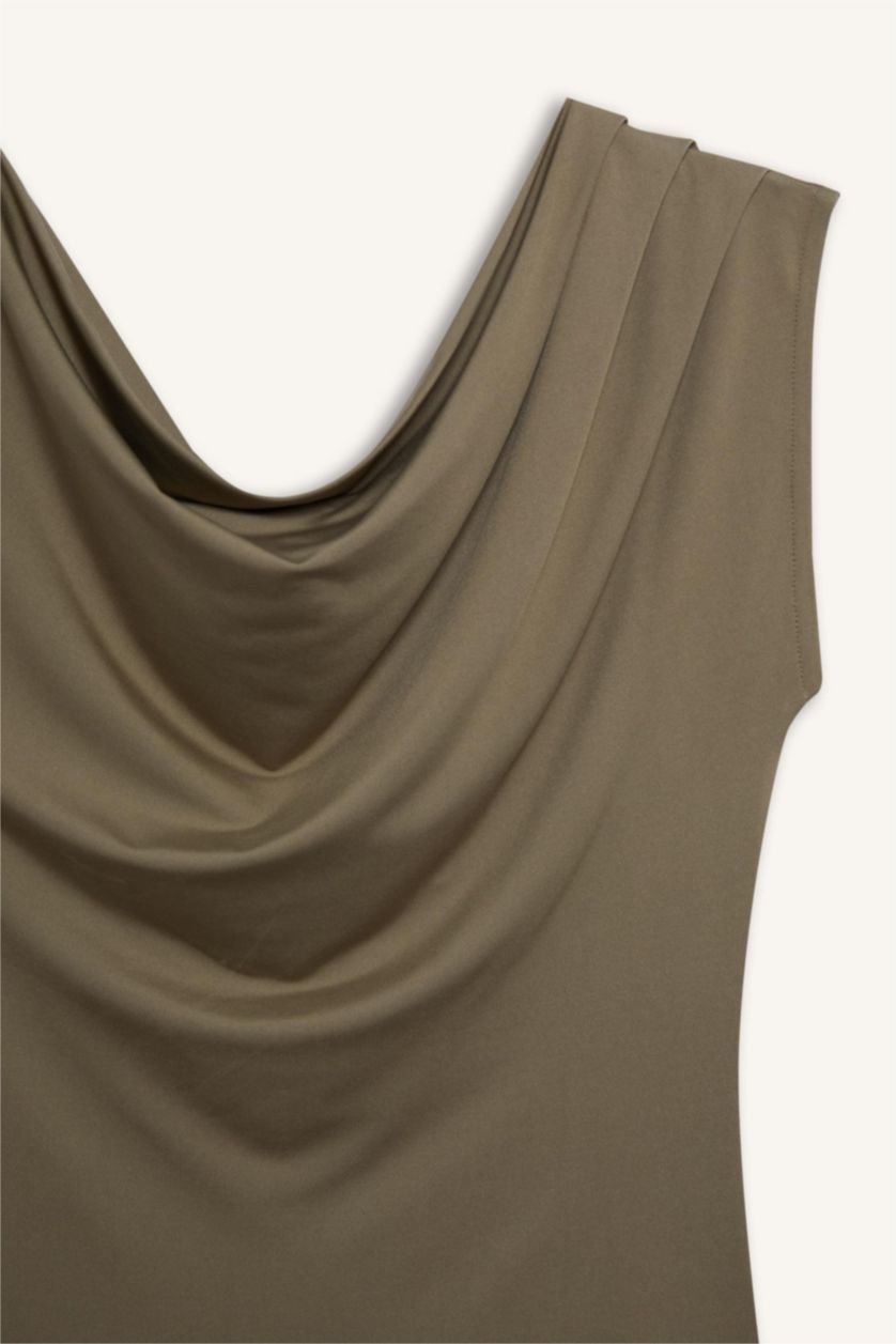 Женщины Хаки Боди