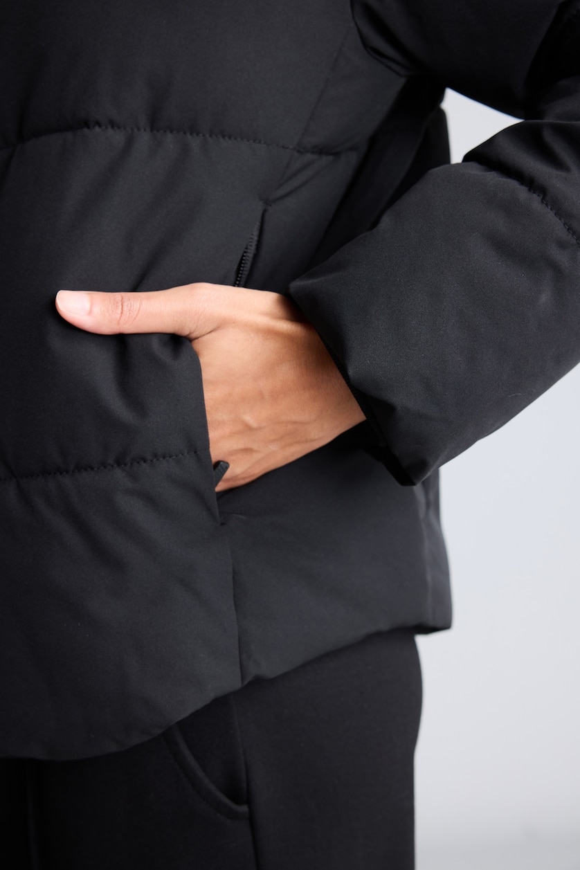 Kadın Siyah Regular Fit Kürk Yaka Şişme Mont