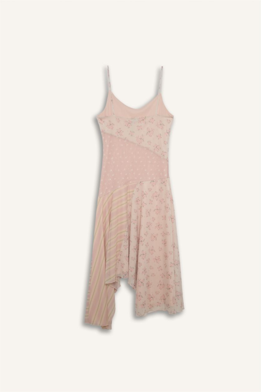 Woman Light Pink Asymmetric V-Neck Tulle Midi Dress