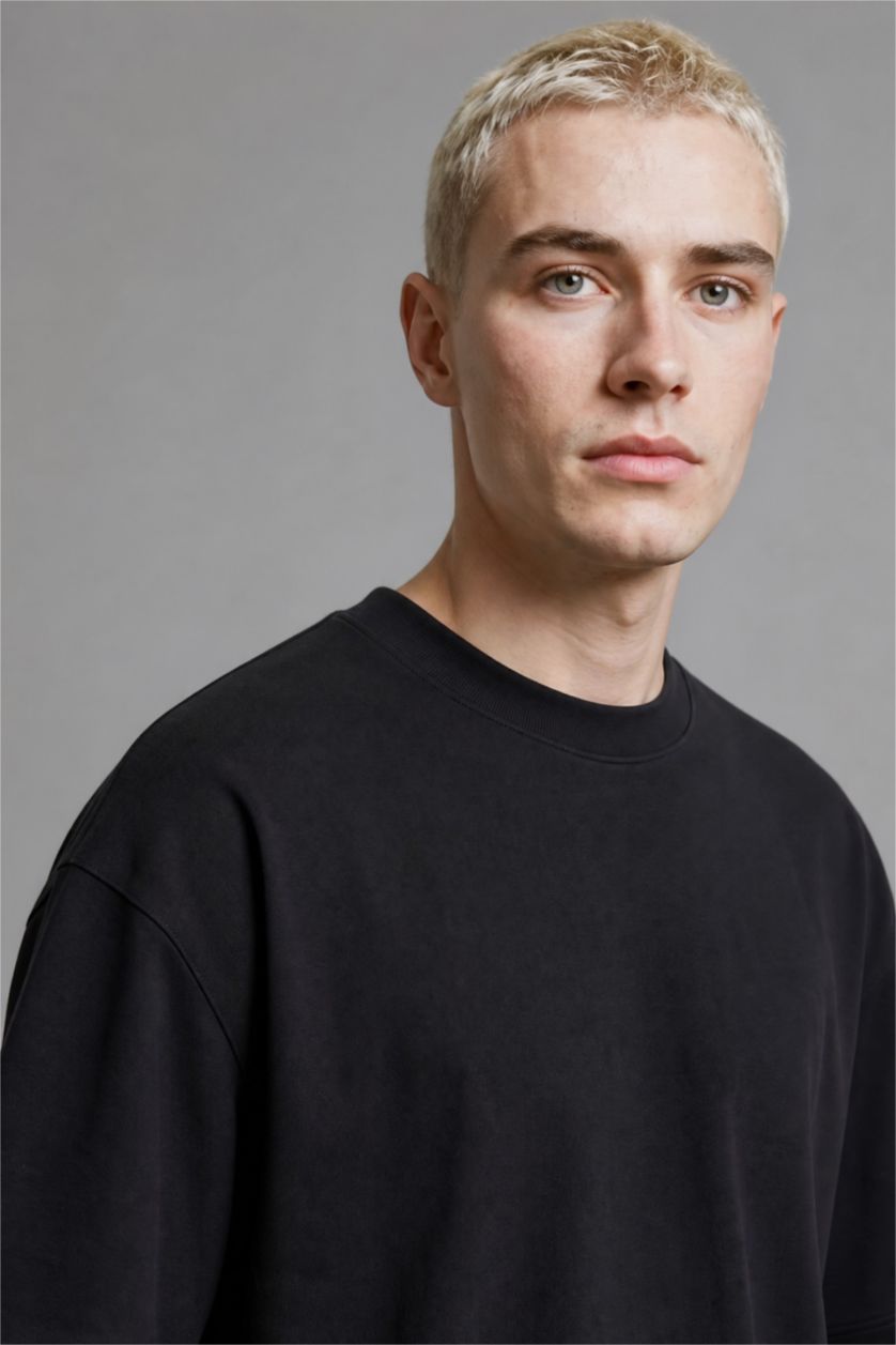MAN Black Plus Size Boxy Fit T-Shirt