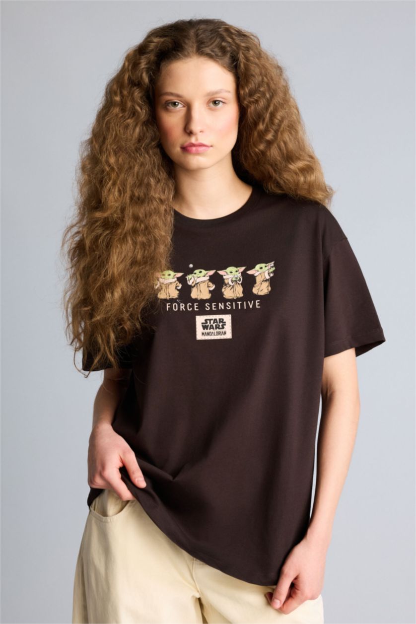 Kadın Kahve Star Wars-Mandalorıan Oversıze Bisiklet Yaka Baskılı Kısa Kollu Tişört