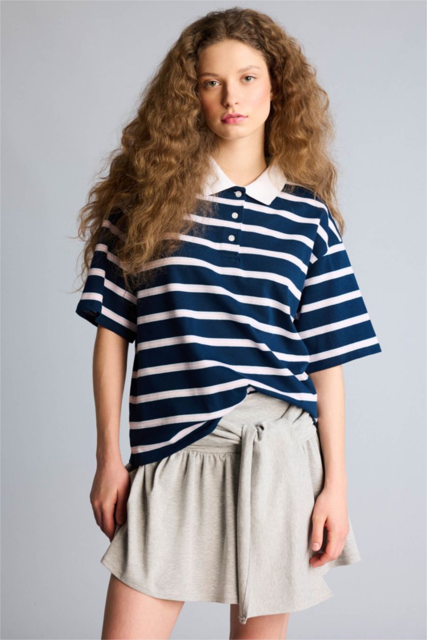 Kadın Lacivert Boxy Fıt Polo Yaka Kısa Kollu Tişört