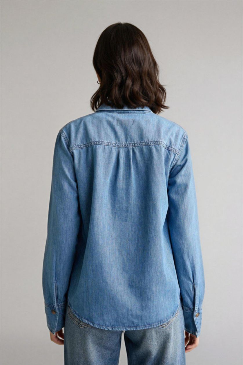 نساء أزرق قميص جينز قصة عادية