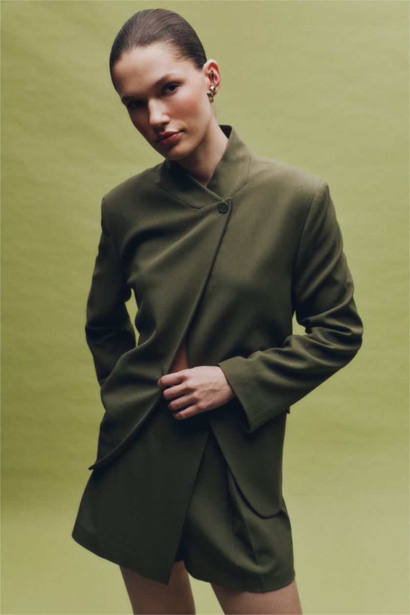 Woman Khaki Oversize Fit Grandad Collar Blazer