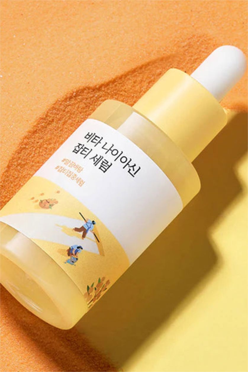 Kadın Açık Sarı Round Lab - Vita Niacinamide Dark Spot SERUM (Koyu Leke Karşıtı Parlatıcı Vitamin Serumu) 30ml