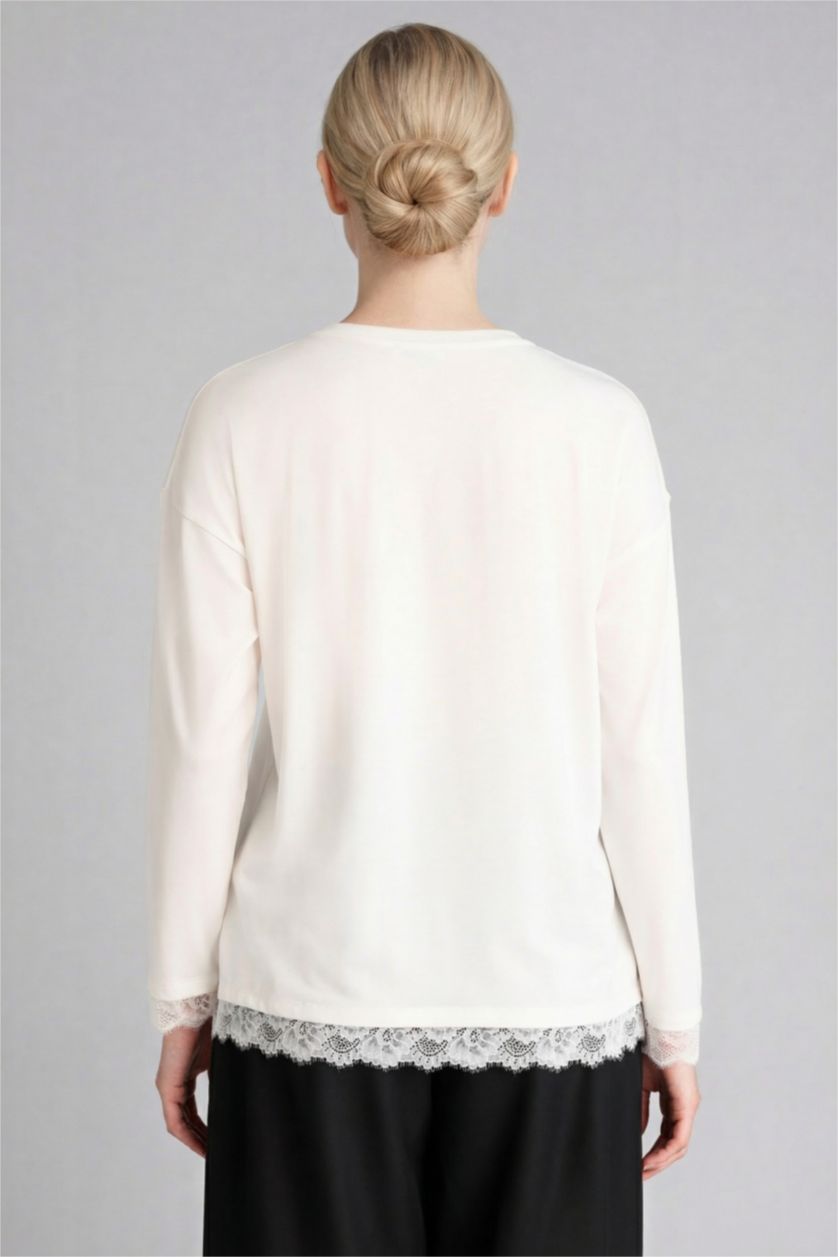 حريمي بيج فاتح تيشيرت كم طويل قصة مريحة وياقة مستديرة